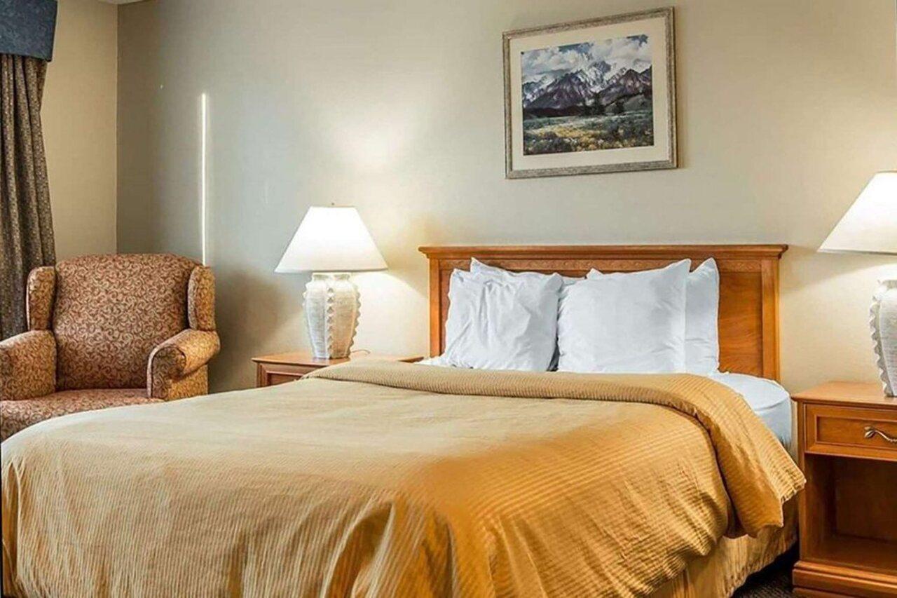 Days Inn By Wyndham ستوكتون، كاليفورنيا المظهر الخارجي الصورة