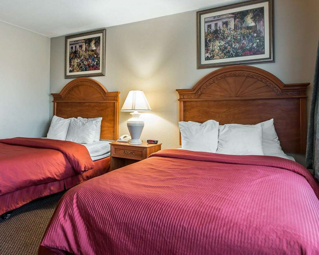 Days Inn By Wyndham ستوكتون، كاليفورنيا المظهر الخارجي الصورة